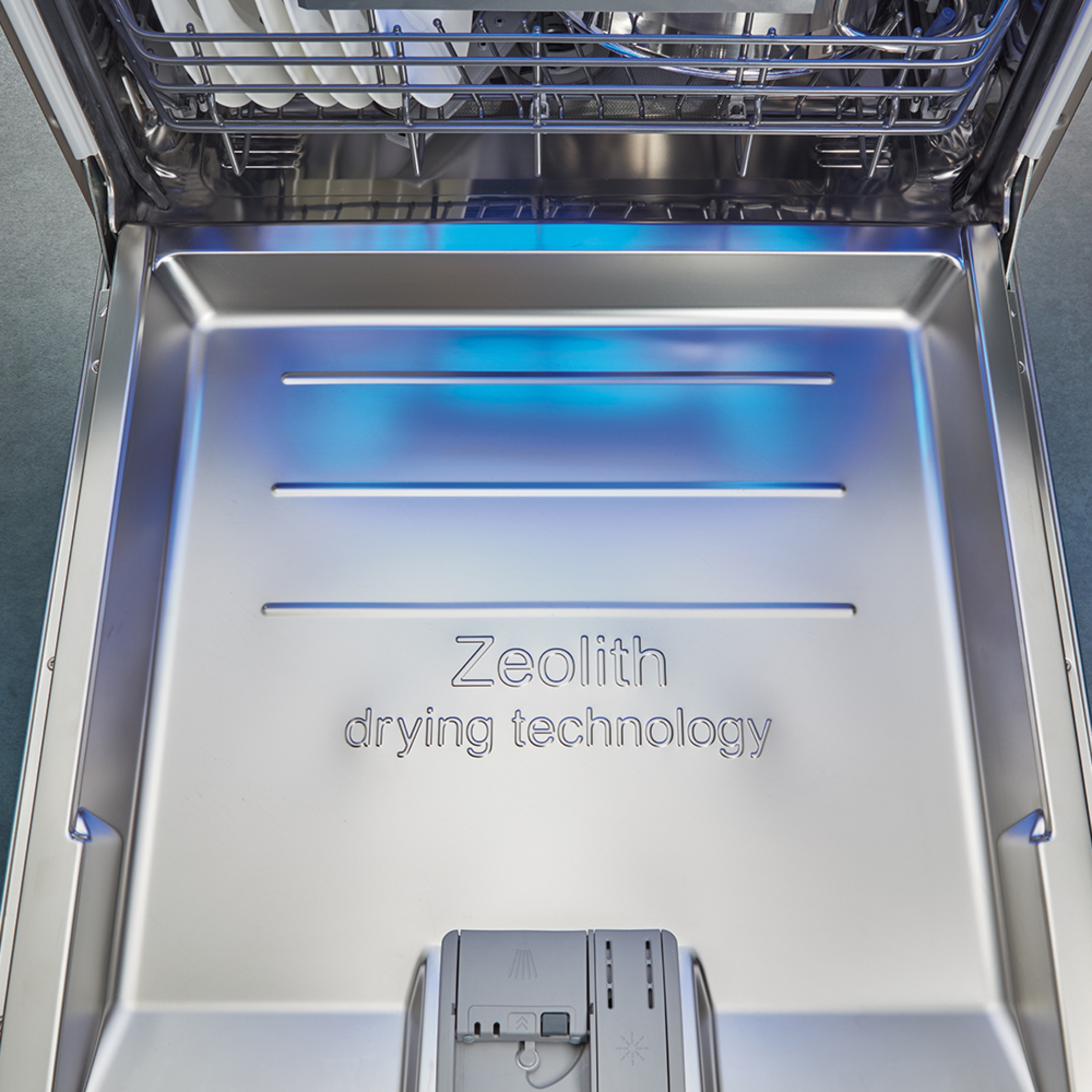Zeolith Trocknen – Für glänzende Spülergebnisse bei Elektro Heinlein GmbH in Uttenreuth