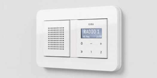 Gira Radio bei Elektro Heinlein GmbH in Uttenreuth